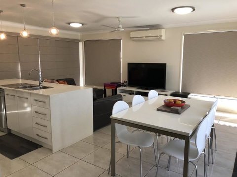 21 On Hursley Motel Apartments - St Kilda Accommodation 1