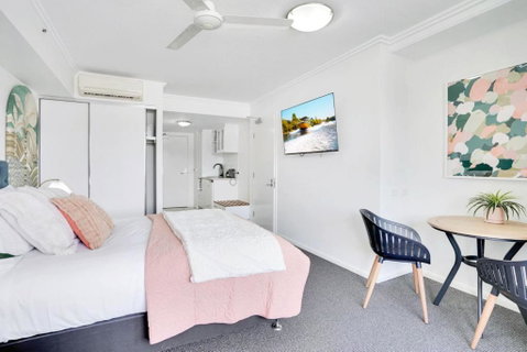 Cairns Central Studio - St Kilda Accommodation 2