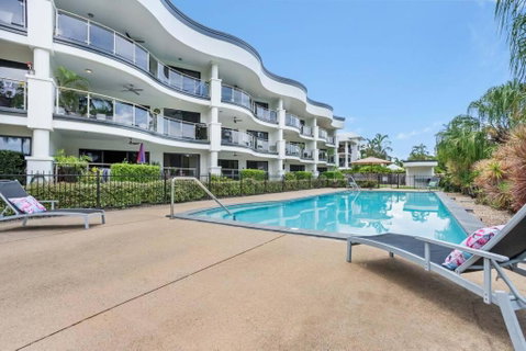 Cairns Esplanade Vacation In Stylish Watermark - St Kilda Accommodation 0