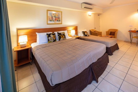 Cairns Queens Court - St Kilda Accommodation 4