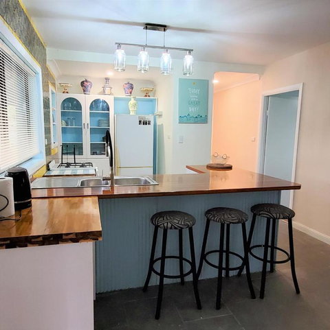 CHAP41C - Coco Veranda - St Kilda Accommodation 1