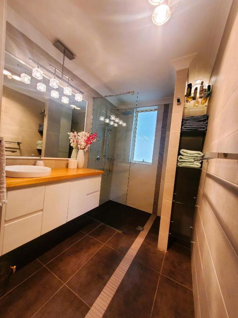 CHAP41C - Coco Veranda - St Kilda Accommodation 3