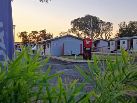 Cunnamulla Tourist Park - St Kilda Accommodation 0
