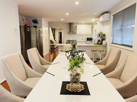 D130 The Link Fantasy Place - St Kilda Accommodation 0