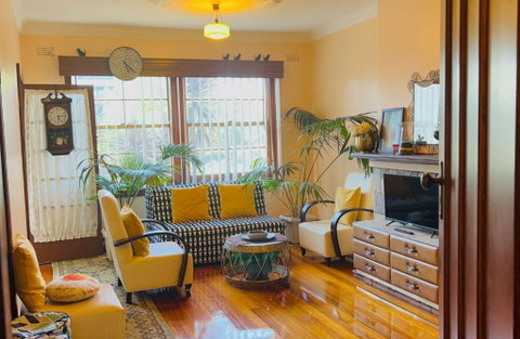 Deco Family House - St Kilda Accommodation 3