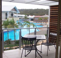 349 'Oaks Pacific Blue' 265 Sandy Point Road - fantastic pool - St Kilda Accommodation
