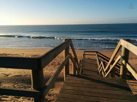 90 Mile Beach Escape - St Kilda Accommodation 1