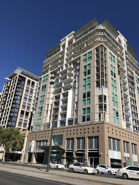 96 North Terrace - St Kilda Accommodation 0