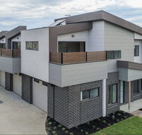 A brand new private townhouse - St Kilda Accommodation