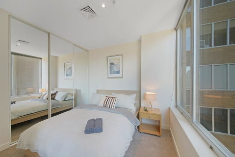 A Comfy & Central 2BR Apt Near Flinders Station - St Kilda Accommodation 0
