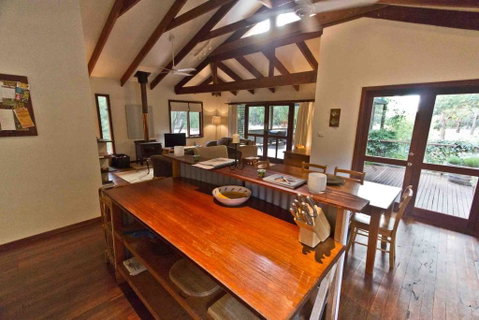 A Grape Escape - St Kilda Accommodation 0