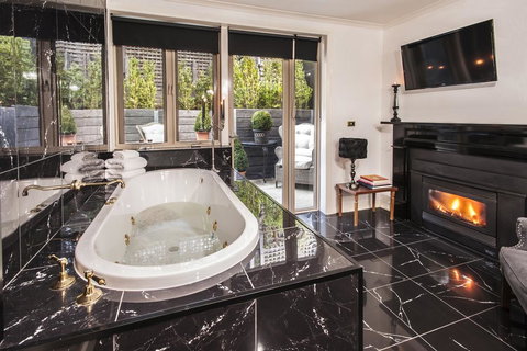 A Loft In The Mill Boutique Accommodation - St Kilda Accommodation 1