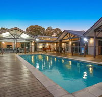 A PERFECT STAY - Lennox Unique Coastal Retreat - St Kilda Accommodation
