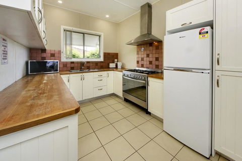 A Reel Teal - St Kilda Accommodation 2