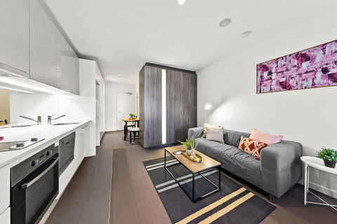 A Stylish & Comfy CBD Studio Near Southern Cross - St Kilda Accommodation 1