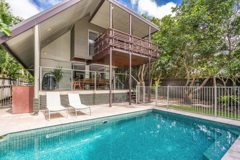 A SWEET ESCAPE - Ariel's - St Kilda Accommodation 0