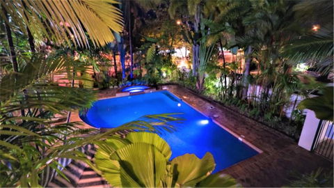A Taste Of The Tropics - St Kilda Accommodation 0