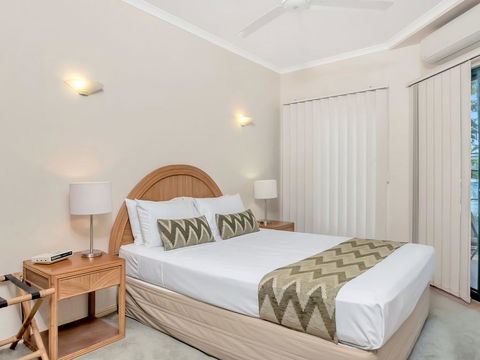 A Taste Of The Tropics - St Kilda Accommodation 2
