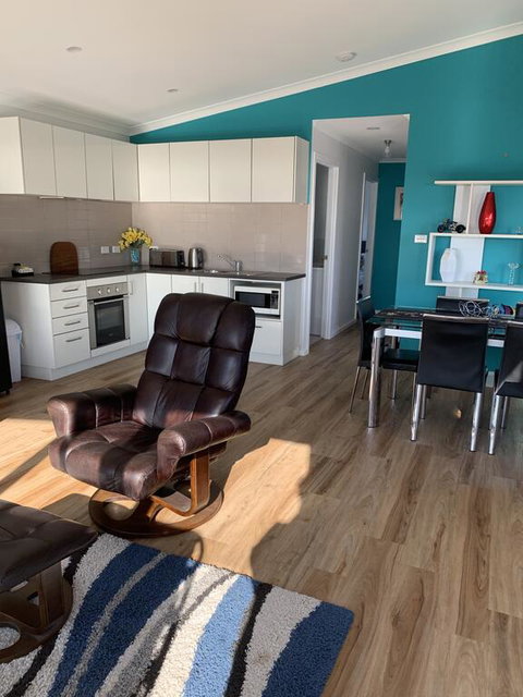 A1ViewBicheno Appartment - St Kilda Accommodation 0