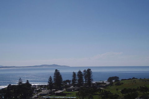 AAA Views, 2 View Street - St Kilda Accommodation 0