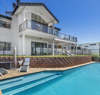 Above and Beyond - Beautiful Home with Pool - St Kilda Accommodation