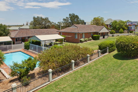 Abraham Lincoln Motel - St Kilda Accommodation 2