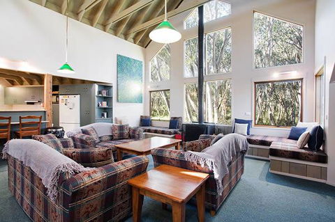 Absinthe - St Kilda Accommodation 2