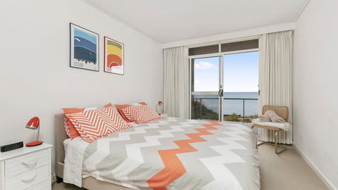 ABSOLUTE BEACHFRONT - FRANKSTON - St Kilda Accommodation 3