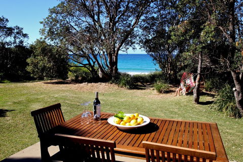 Absolute Beachfront Mollymook - St Kilda Accommodation 0