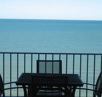 Absolute Beachfront with Million Dollar Views - St Kilda Accommodation