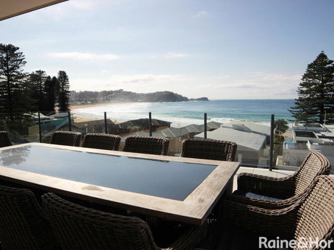 Absolutely Avoca - 114a Avoca Drive, Avoca Beach - St Kilda Accommodation 0