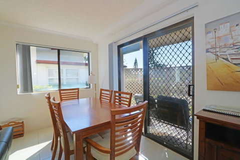Acacia Kingscliff Town Holiday Apartment - St Kilda Accommodation 2