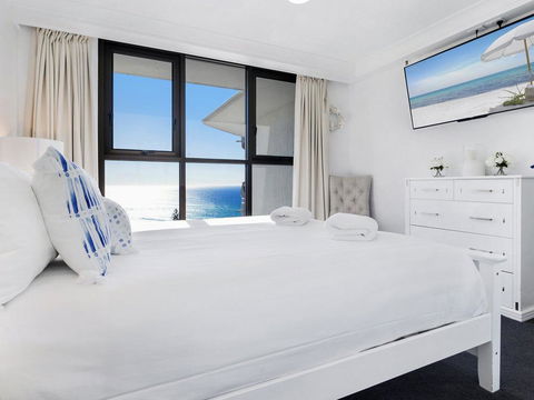 Acapulco 2 Bed Ocean View Surfers Paradise - St Kilda Accommodation 3