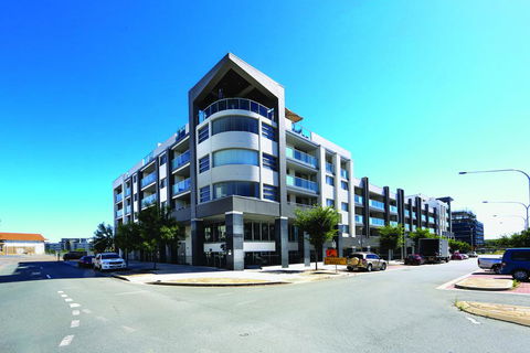 Accommodate Canberra - Aspire - St Kilda Accommodation 0