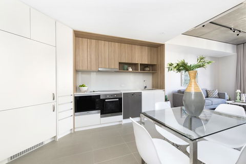 Accommodate Canberra - Azure - St Kilda Accommodation 3