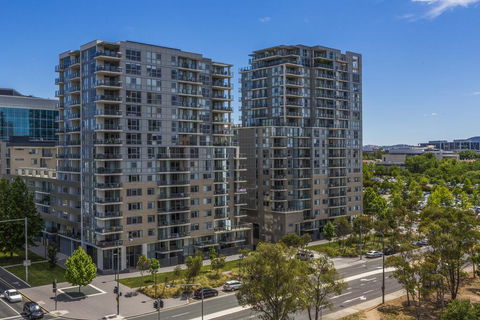 Accommodate Canberra - New Acton - St Kilda Accommodation 3