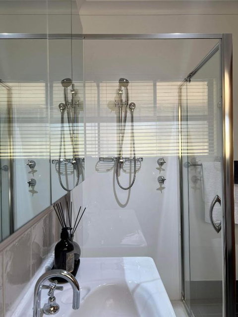 Diamond Lake Escape - St Kilda Accommodation 2