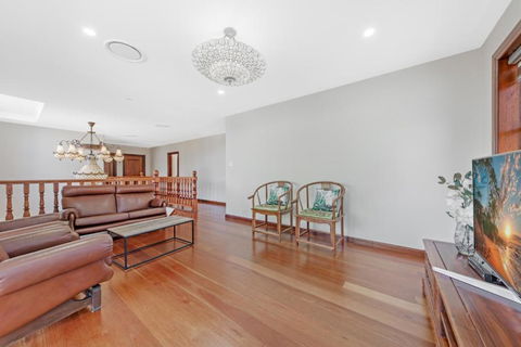 Exquisite Chinese Style Garden - St Kilda Accommodation 4