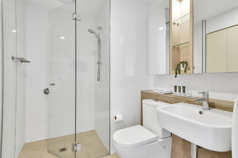 Fabulous Corporate Apartment Macquarie Park M907 - St Kilda Accommodation 3