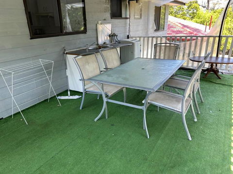 FAMILY 3-bedroom Everton Hills Apartment - St Kilda Accommodation 3