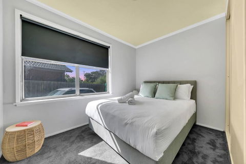 Fantastic 3BR Near North Shore Beach - St Kilda Accommodation 1