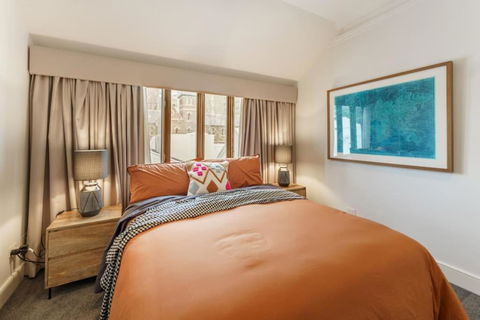 Farrah Designer Three Bedroom Carlton Residence - St Kilda Accommodation 0