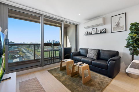FLEMINGTON - Melbourne City Views - St Kilda Accommodation 1