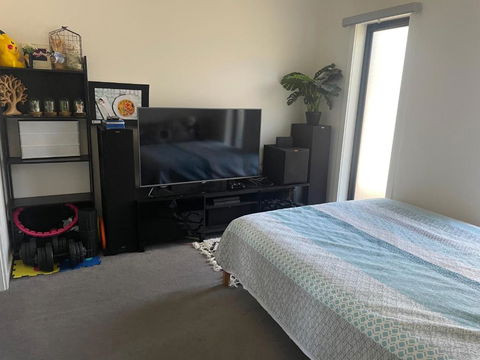 Funstay - St Kilda Accommodation 3