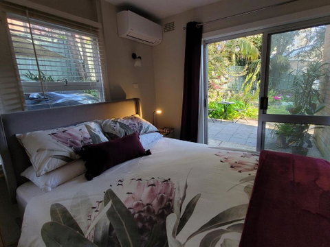 Garden Rest - St Kilda Accommodation 3