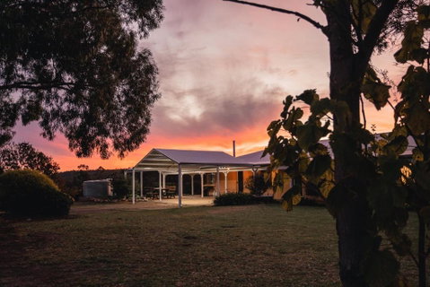 Glen Mervyn Lodge - St Kilda Accommodation 0