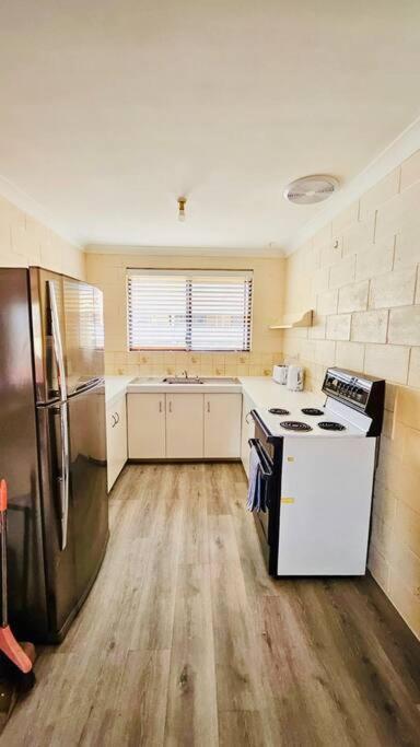 Golden Patch Retreat, Kalgoorlie - St Kilda Accommodation 3