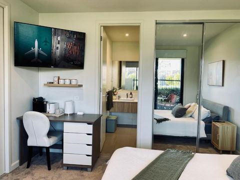 Golf Sandbelt Private Room With Ensuite Inc Breakfast - St Kilda Accommodation 1