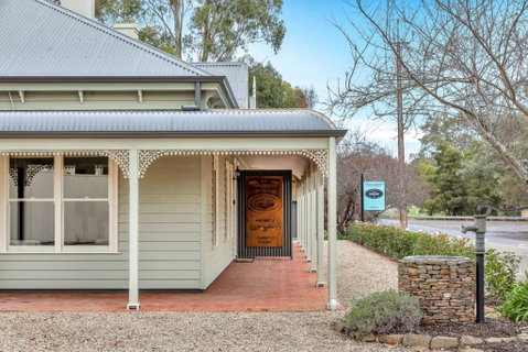 Grandview Accommodation - The Flaxley Apartments - St Kilda Accommodation 1