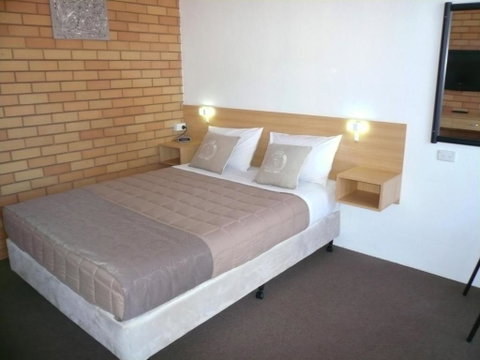Grong Grong Motor Inn - St Kilda Accommodation 0